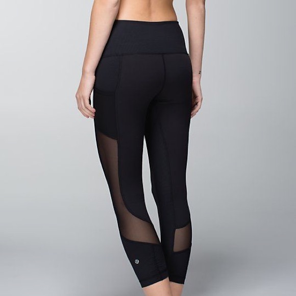 Lululemon Seek The Heat Crop - Picture 1 of 6